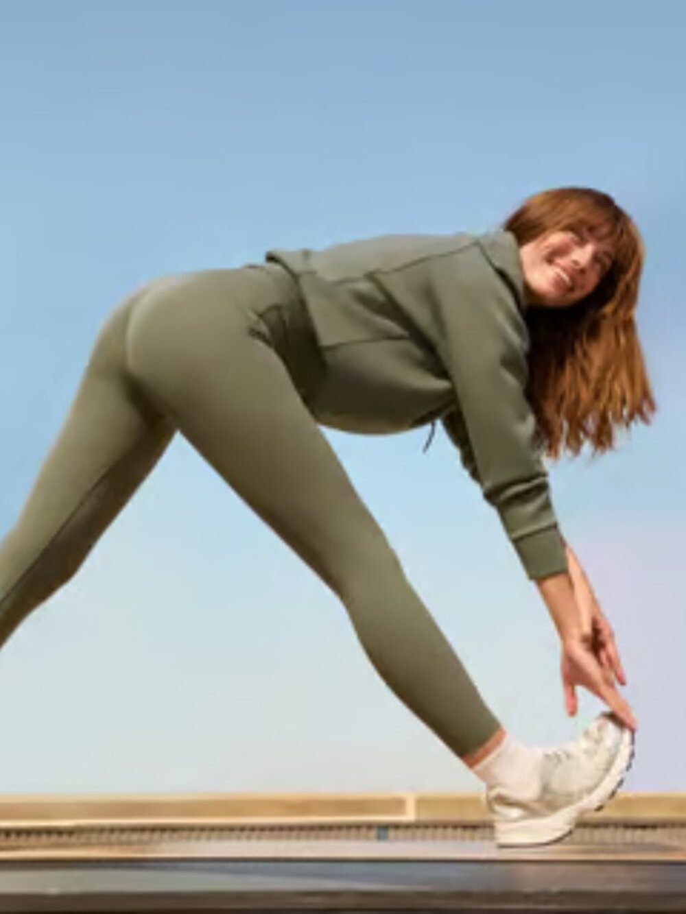 SPANX BOOTY BOOST ACTIVE FULL LENGTH LEGGINGS: CLOVER  Size Small